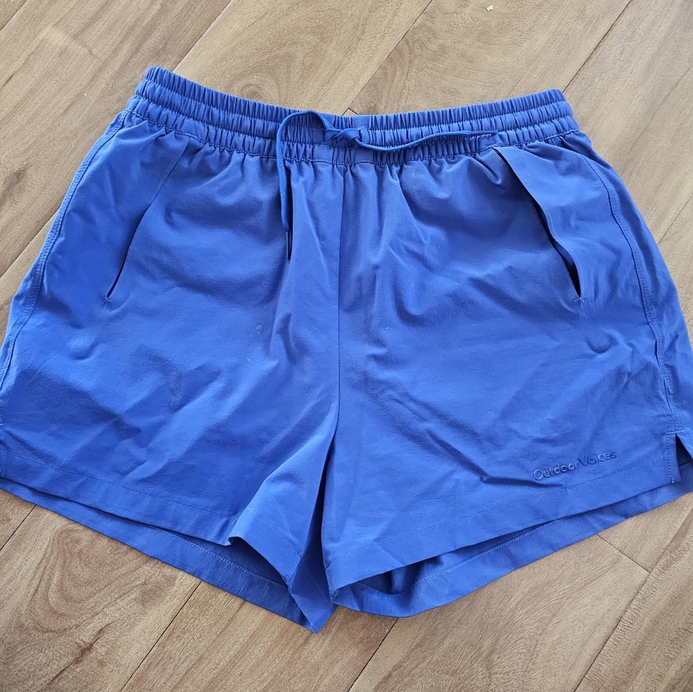 EUC Outdoor Voices Doing Things Shorts